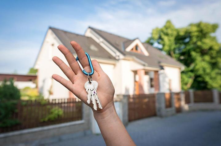 We use our negotiating skills and market knowledge to obtain your mortgage pre-qualification